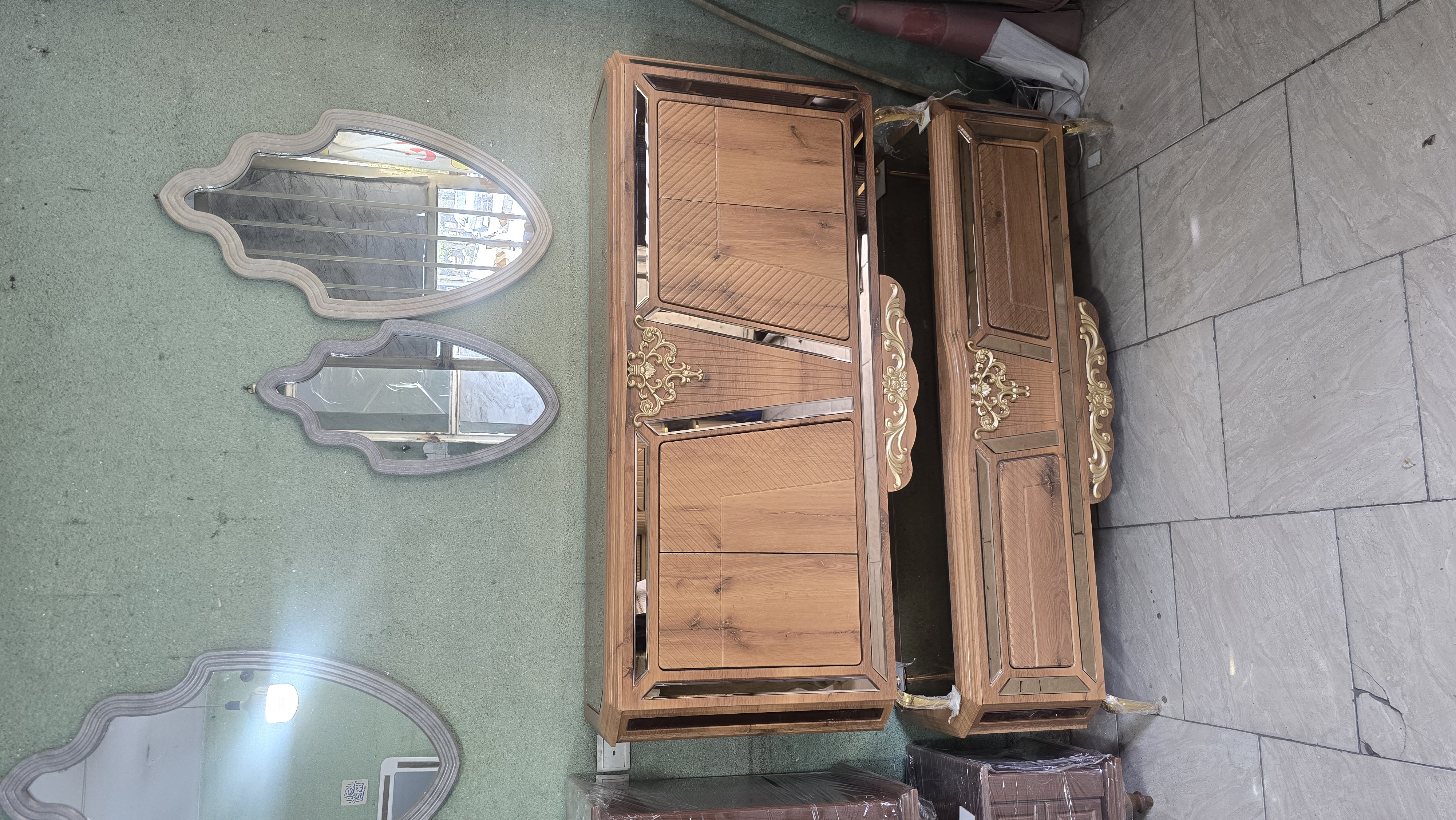 ست کنسول آینه و میز تیوی آترین ۱۶۰